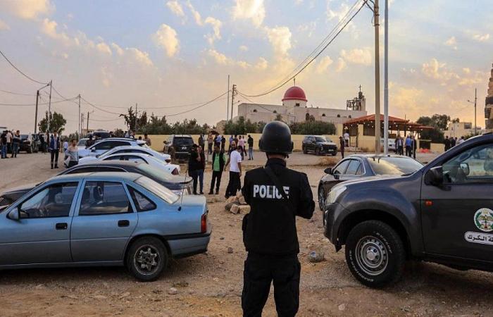 في الكرك.. مداهمة أمنية لملاحقة منفذي هجوم الكنيسة